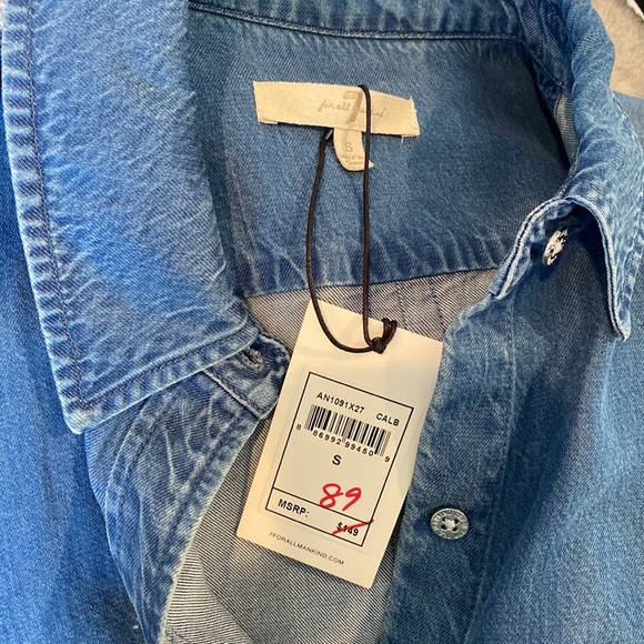 chambray button down. never worn - Picture 4 of 4